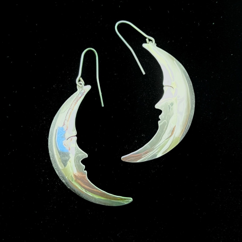 Zirkus Sterling Silver Moon Earrings